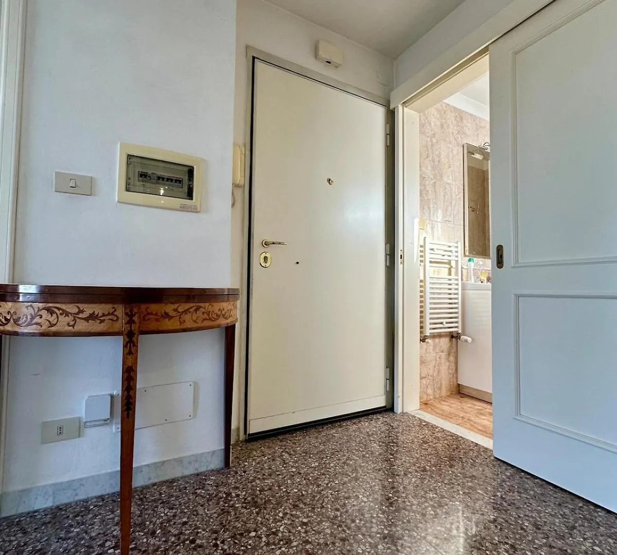 Апартаменты Grazioso Attico Vicino Al Parco Degli Acquedotti Рим 0*,